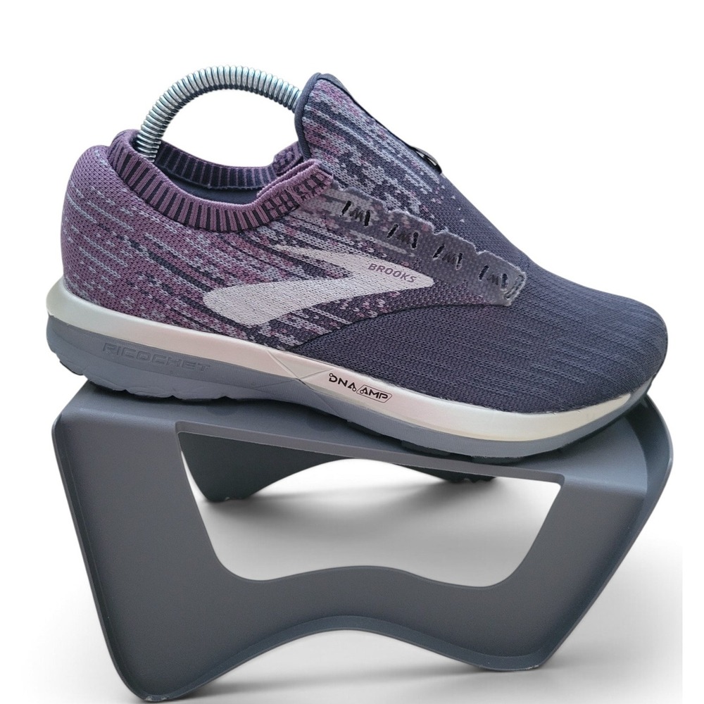 Brooks Ricochet Womens 8B Gray Purple Running Shoes Sneakers 1202821B040